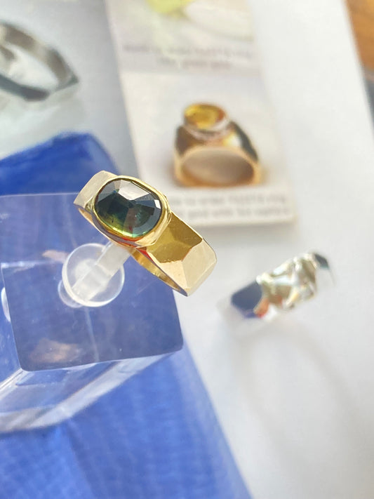 FAZETA 18K Gold Ring with Natural 2.5 ct Sapphire - Size 6