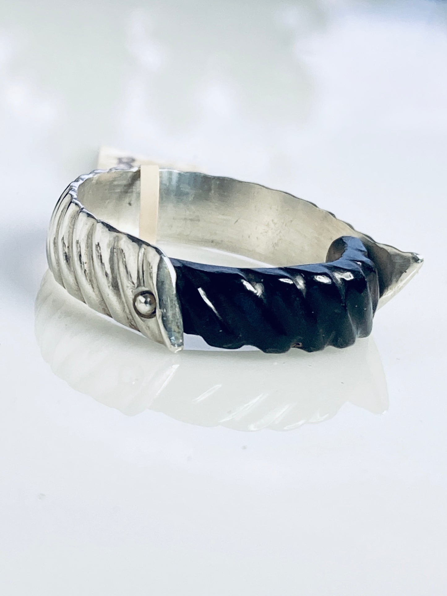 Rope carved COROZO
