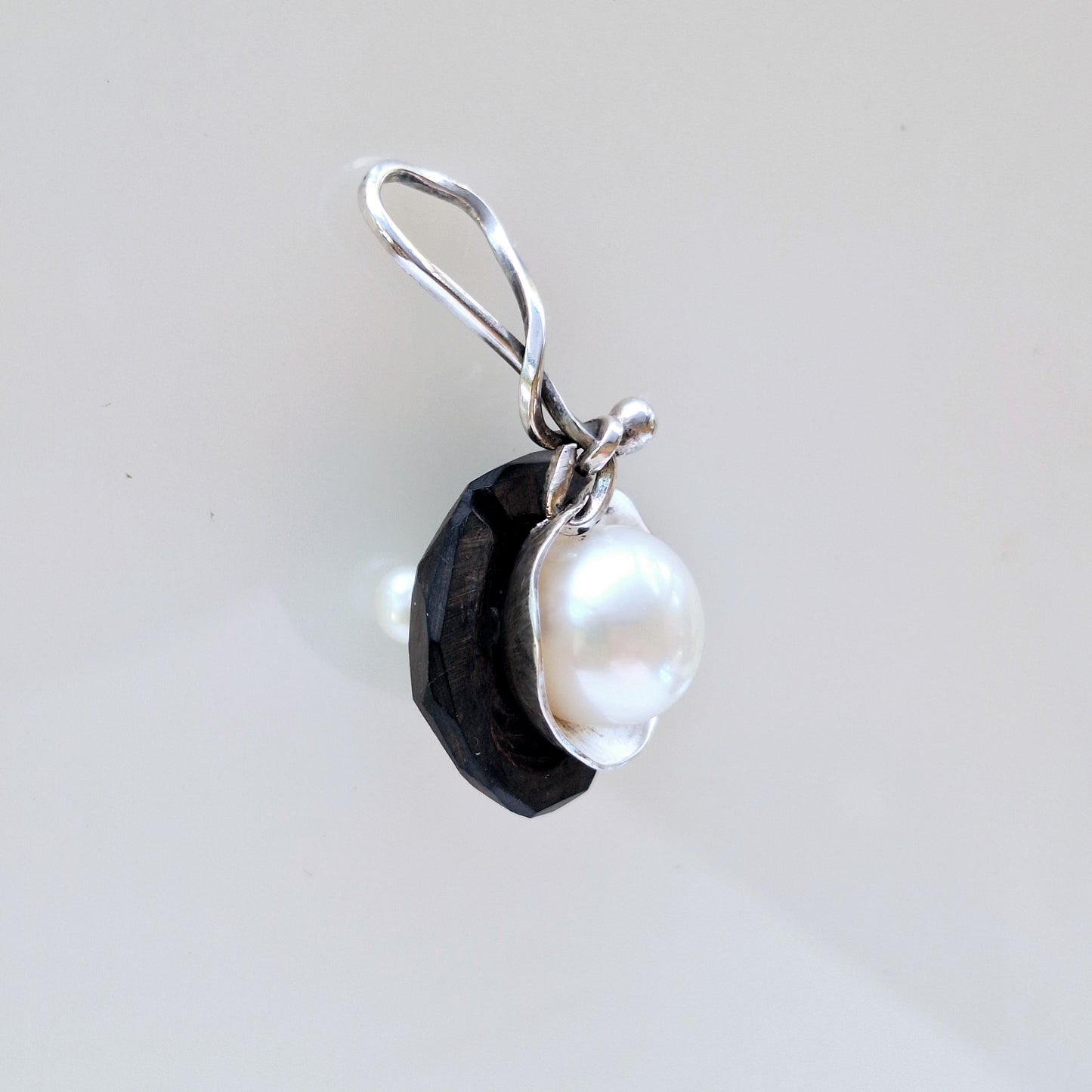 Pearl & Corozo pendant
