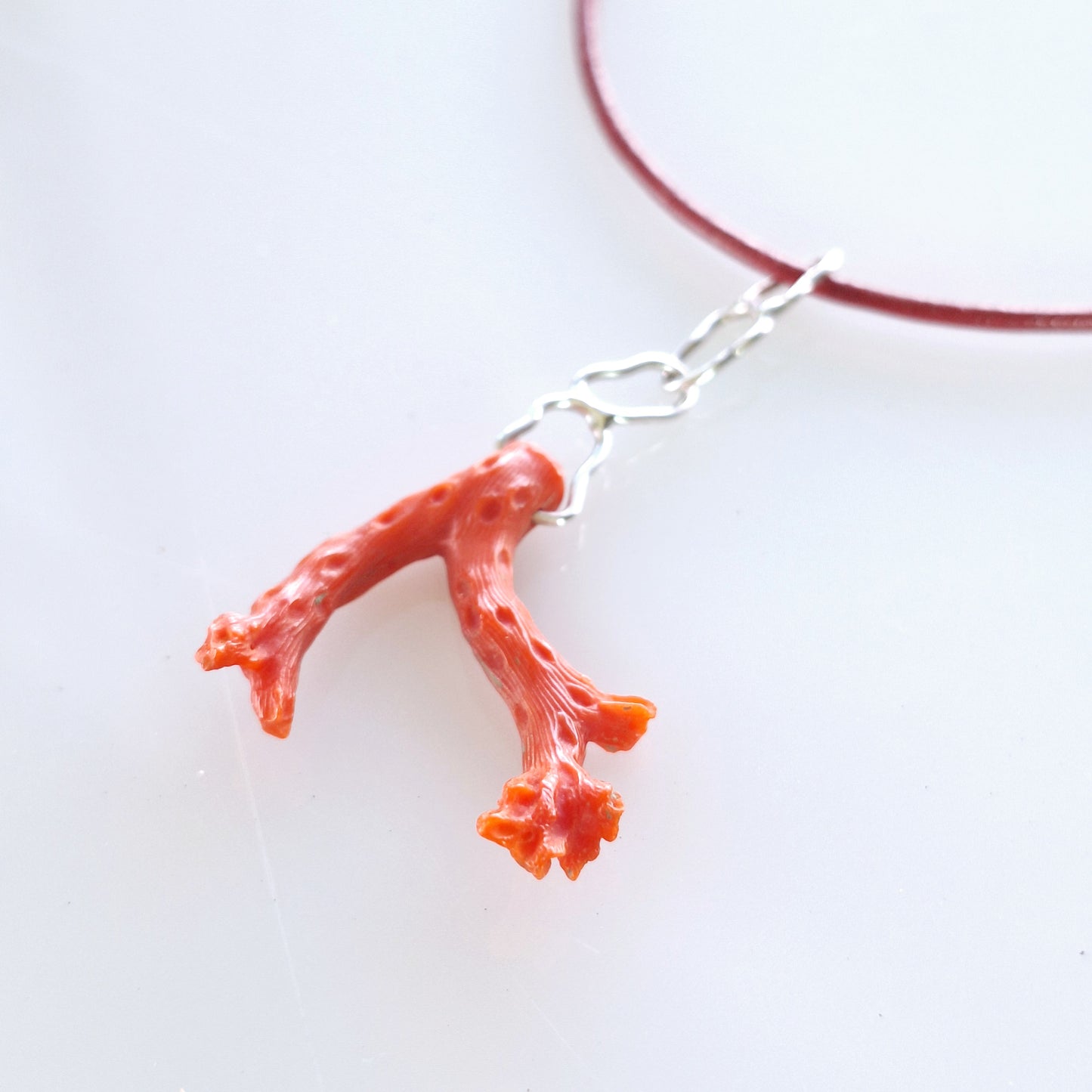 Red coral pendant